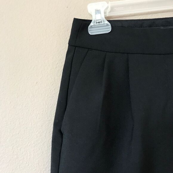 Express Design Studio Editor Shorts - Picture 2 of 8